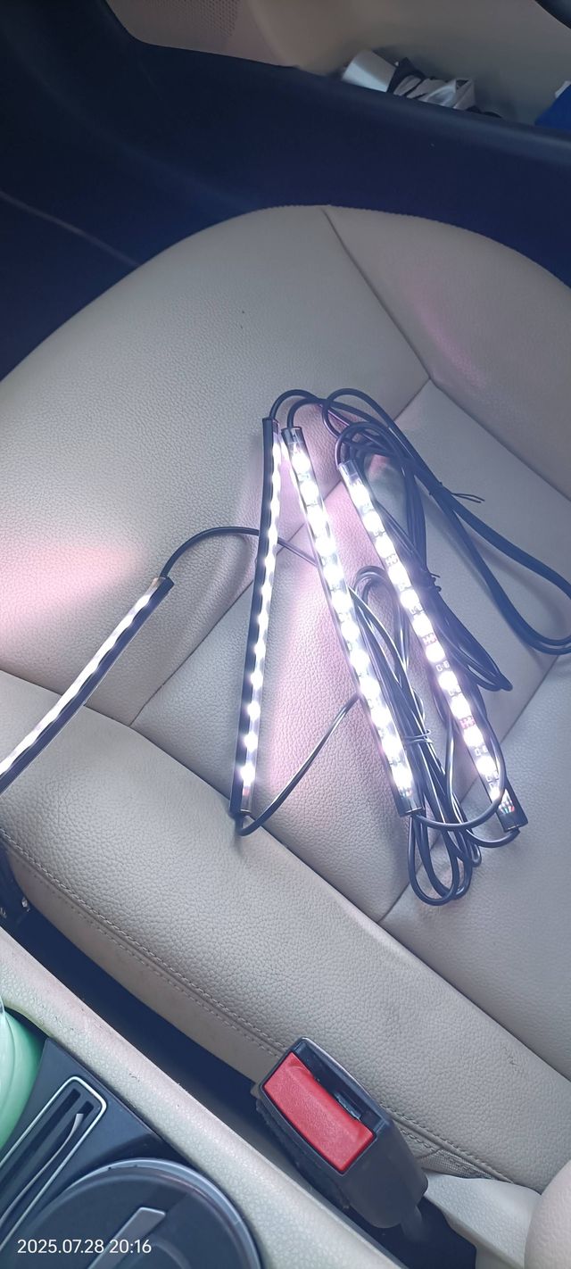 Sin usar Luces LED coche Govee - Kit 4 tiras