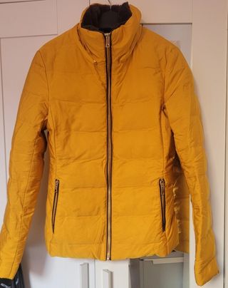 Chaqueta Zara amarilla invierno