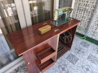 Máquina coser AlfaMatic antigua