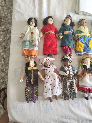 Muñecas Porcelana Mundo (18)