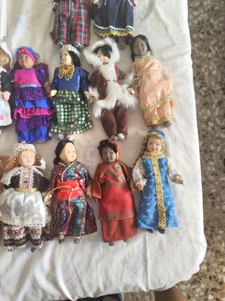 Muñecas Porcelana Mundo (18)