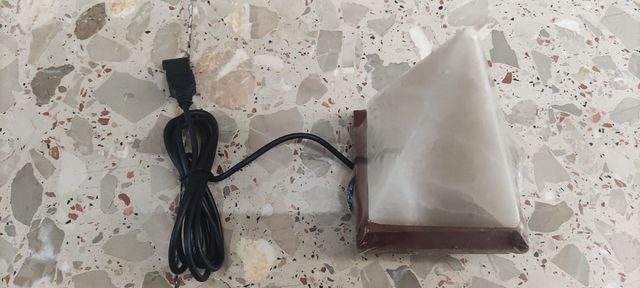 Lampara sal colorines Himalaya carga USB