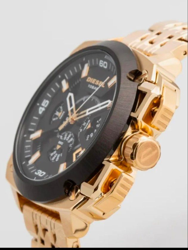 Reloj DIESEL dorado - nuevo