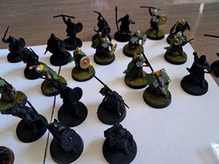 34 Guerreros Rohan Warhammer ESDLA