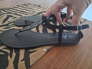 Sandalias planas ATMOSPHERE negras