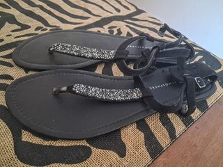 Sandalias planas ATMOSPHERE negras