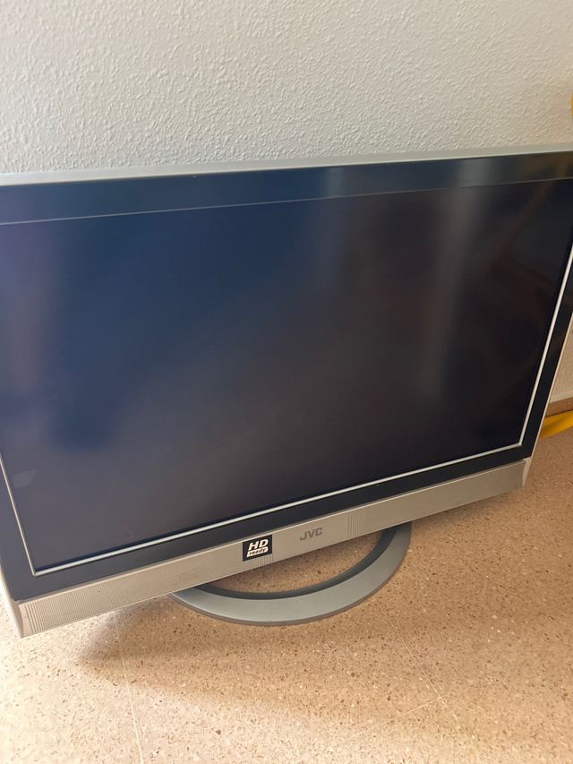 TV JVC 32" (81,5x46,5cm) Gris Plata