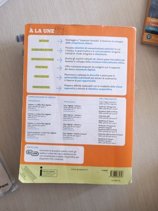 À LA UNE COMPACT, méthode fe francaus communicativ