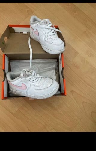 Nike Air Force 1 niña - Blancas/Rosa