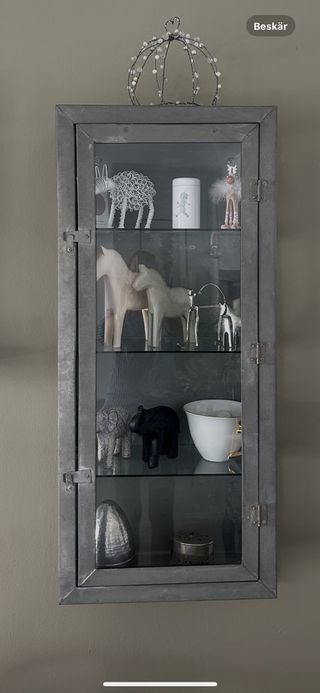 Vitrina metálica gris - Industrial