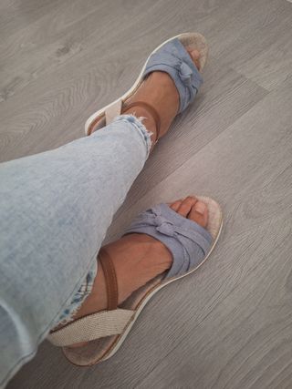 Sandalias con cuña vaqueras de mujer - T. 43