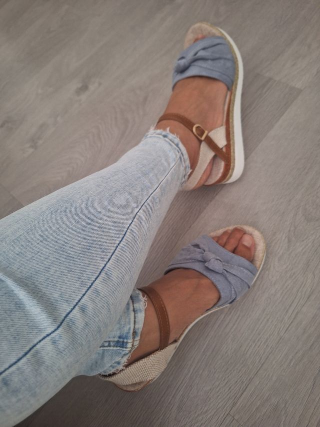 Sandalias con cuña vaqueras de mujer - T. 43