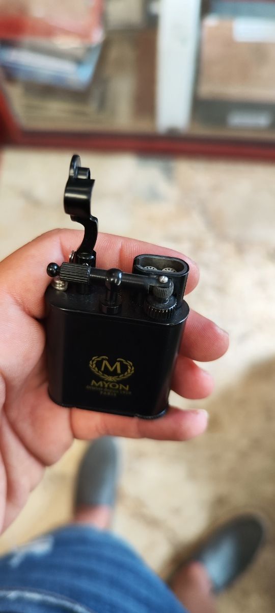 Accendino Myon Paris vintage