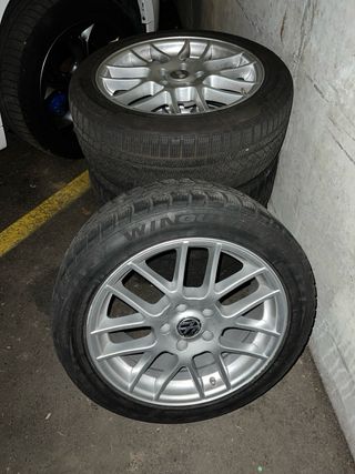 4 Llantas de aleación 17" con neumáticos