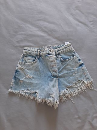 Shorts vaqueros Bershka rotos