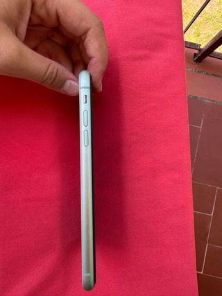 iPhone 11 Verde 256GB - Como Nuevo