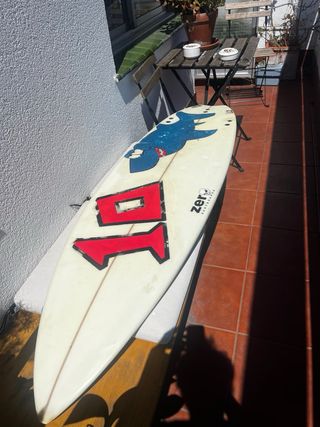 Tabla surf ZERO 5'10" usada