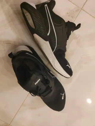 Zapatillas Puma negras - Deportivas