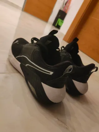 Zapatillas Puma negras - Deportivas