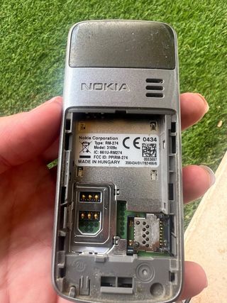 Nokia 3109c - Teléfono móvil gris plata