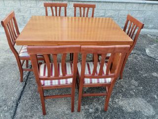 Tavolo legno allungabile 
con 6 sedie