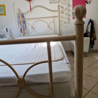 Letto singolo ferro battuto beige