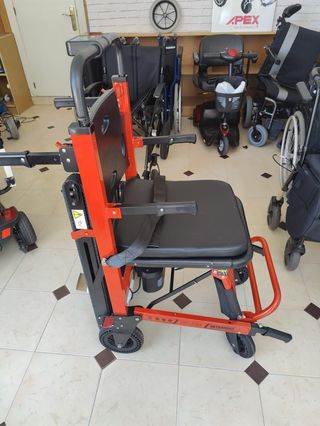 Silla elevadora para minusválidos