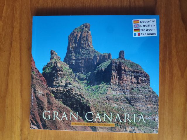 4 Guías turísticas Islas Canarias varios idiomas