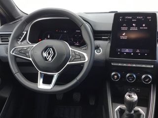 RENAULT Clio Clio TCe Techno 67kW