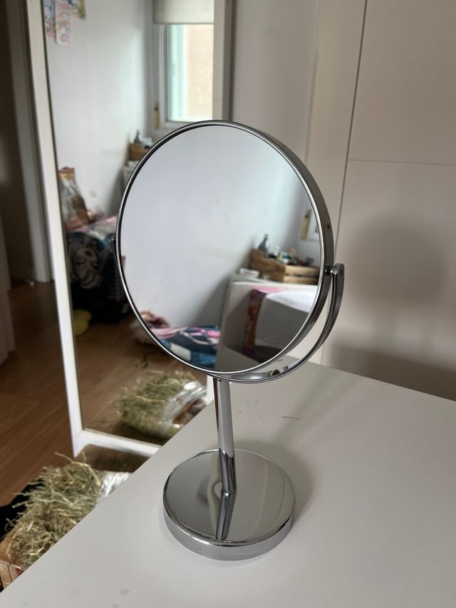 Espejo de mesa tocador plateado