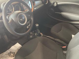 MINI Mini R56 Mini One 75