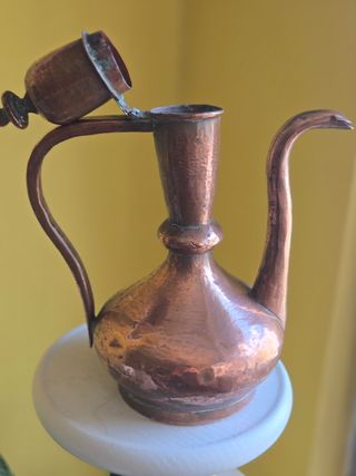 Jarra cobre antigua