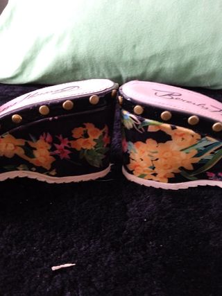 Sandalias Beverly Feldman 37