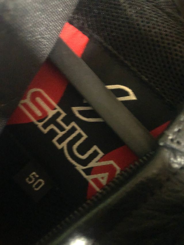 Mono moto cuero Shua