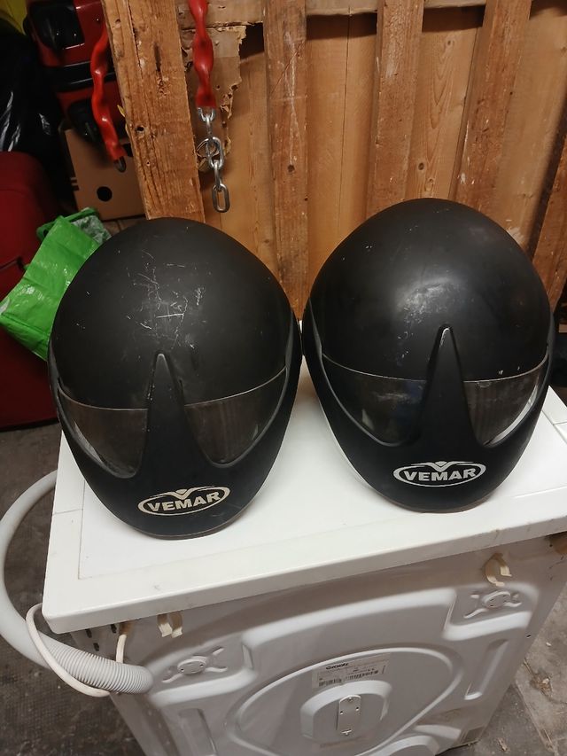 2 Caschi Moto Vemar