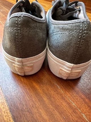 Zapatillas Vans Gris T38 - Piel