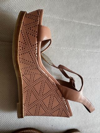 Sandalias Emporio Armani beige 38