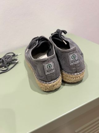 Alpargatas Natural World Gris