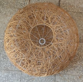 Lampara mimbre beige