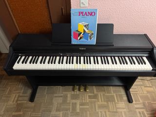 Roland RP210 Piano Digital