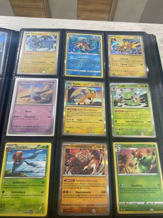 Carte Pokemon + album piu 20 a sorpresa 