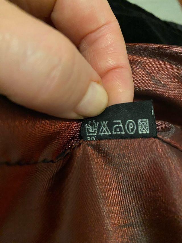 Abrigo YOI bordado - Negro