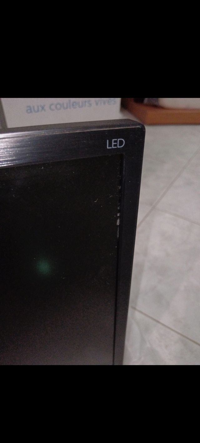 Monitor Philips V Line LED