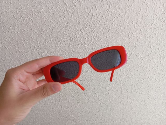 Gafas sol rojas NUEVAS y BARATAS