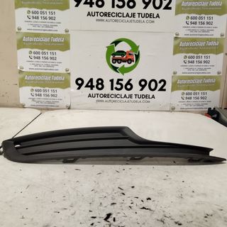 EMBELLECEDOR PARAGOLPES INFERIOR VOLKSWAGEN GOLF