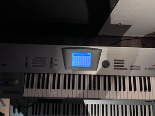 KORG TRINITY
