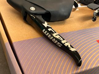 Manetas SRAM APEX 11v