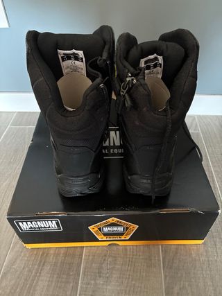 Botas Magnum Stealth Force 8.0 CT SZ 
TALLA 44