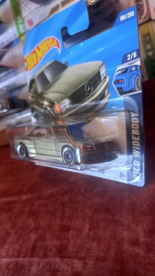 Hot Wheels '89 Mercedes 560 SEC AMG