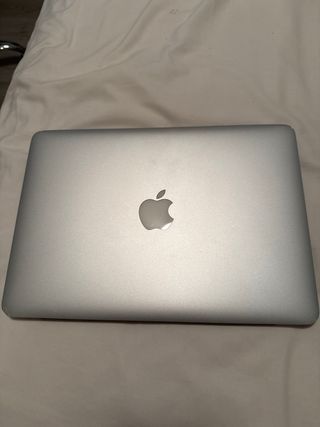 MacBook Pro 13" Apple